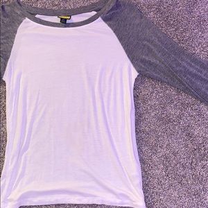 long sleeve grey and white baseball tee